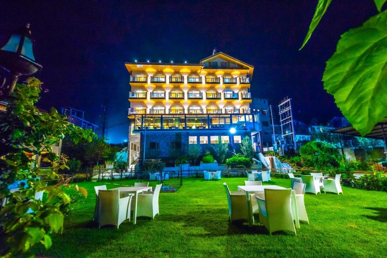 Sun Park Boutique & Spa Manāli Esterno foto